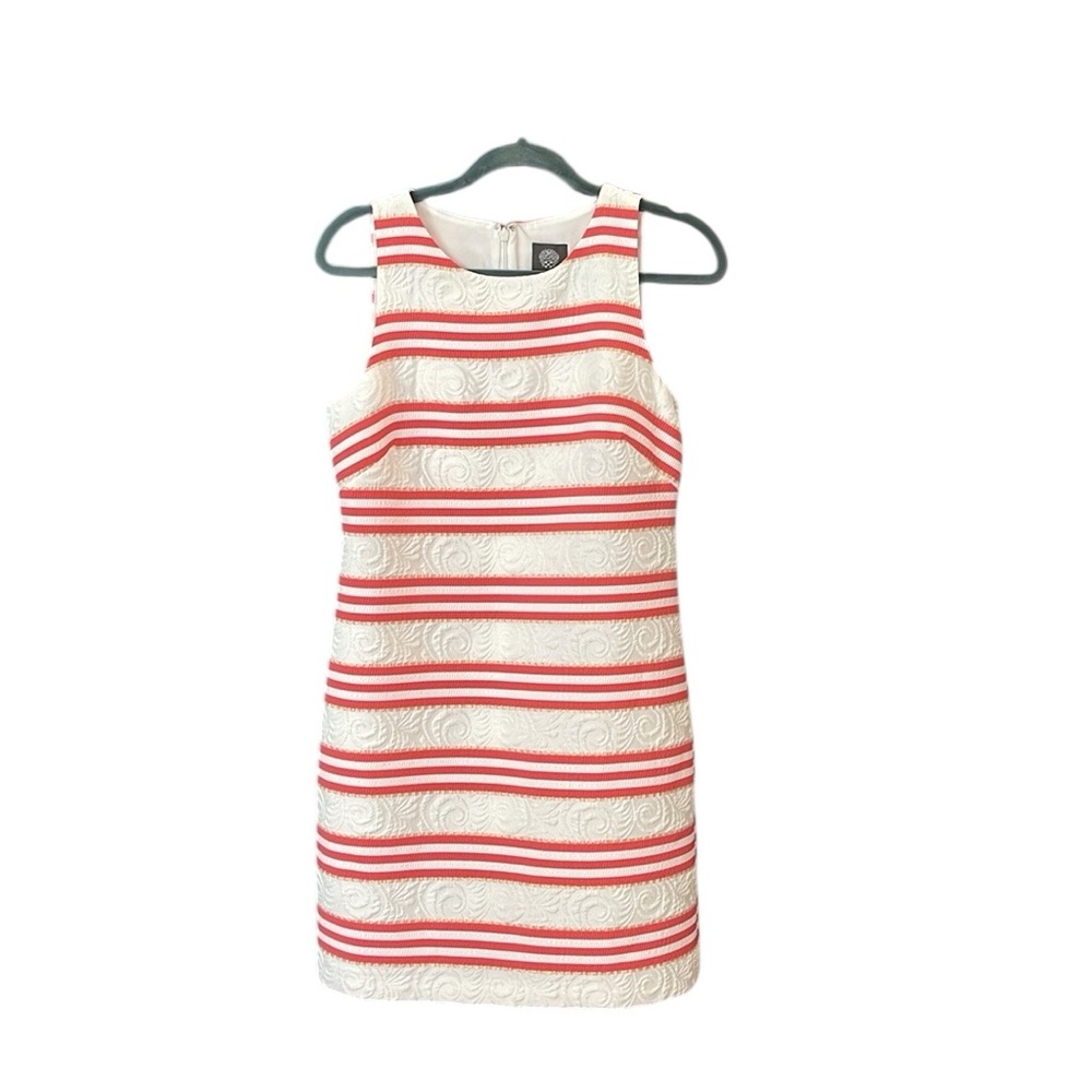 Vince Camuto textured striped dress… NWT…lined… gold embellishment… Size 8